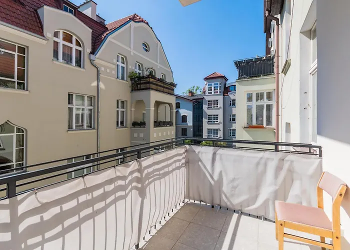 Sopocki Kredensik By Grand s